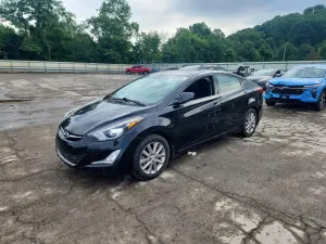 Hyundai Elantra 1.8L 4 2015