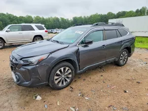 Subaru Outback 2.5L 4 2023
