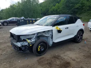 Volvo XC40 2.0L 4 2019