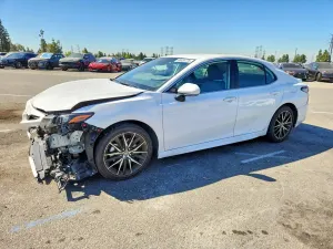 Toyota Camry 2.5L 4 2023