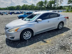 Nissan Altima 2.5L 4 2015