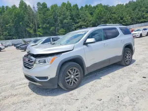GMC Acadia 3.6L 6 2017