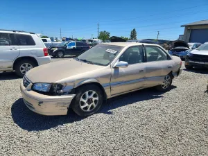 Toyota Camry 3.0L 6 2000