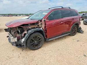 Toyota Highlander 3.5L 6 2019