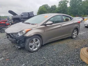 Hyundai Elantra 1.8L 4 2013