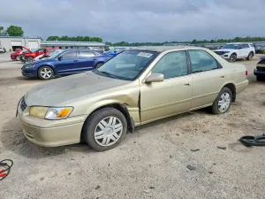 Toyota Camry 2.2L 4 2000