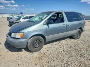 Toyota Sienna 3.0L 6 2000