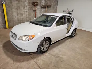 Hyundai Elantra 2.0L 4 2010