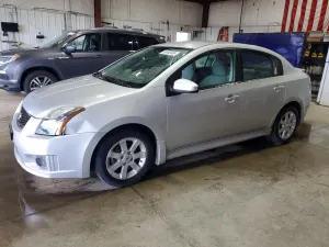 Nissan Sentra 2.0L 4 2012