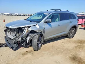 Toyota Highlander 3.5L 6 2019