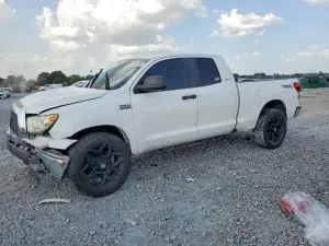 Toyota Tundra 5.7L 8 2008