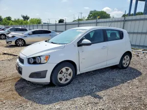 Chevrolet Aveo (Sonic) 1.8L 4 2015