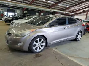 Hyundai Elantra 1.8L 4 2013