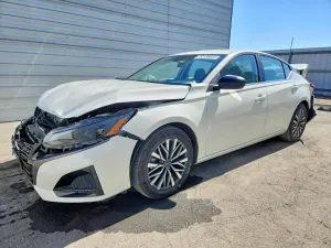Nissan Altima 2.5L 4 2026