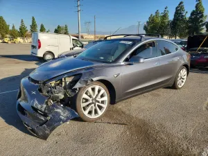 Tesla Model 3 2018
