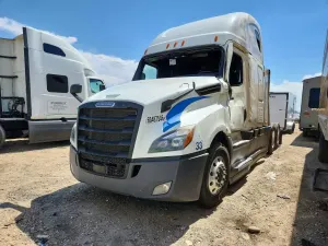 Freightliner Cascadia 14.8L 6 2020