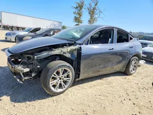 Tesla Model Y 2020