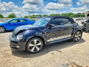 Volkswagen Beetle 2.0L 4 2013
