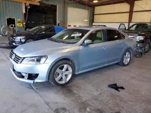 Volkswagen Passat 2.0L 4 2012