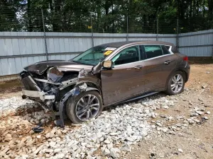 Infiniti QX30 2.0L 4 2018
