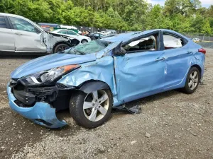 Hyundai Elantra 1.8L 4 2013