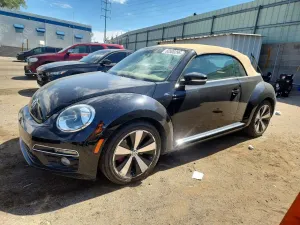 Volkswagen Beetle 2.0L 4 2014