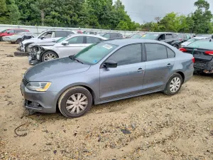 Volkswagen Jetta 2.0L 4 2014