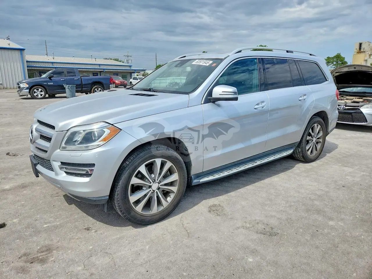 Mercedes-Benz GL 4.6L 8 2013