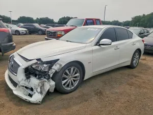 Infiniti Q50 2.0L 4 2016