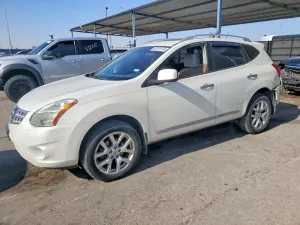 Nissan Rogue 2.5L 4 2011