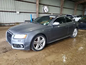 Audi S5 4.2L 8 2012