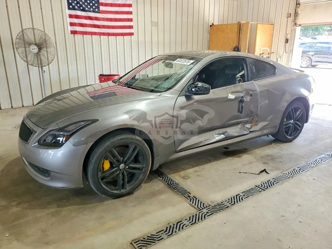 Infiniti G37 3.7L 6 2011