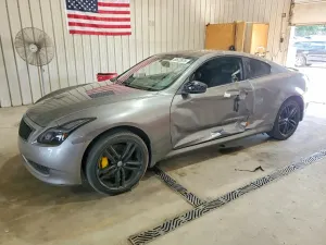 Infiniti G37 3.7L 6 2011