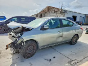 Nissan Versa 1.6L 4 2013