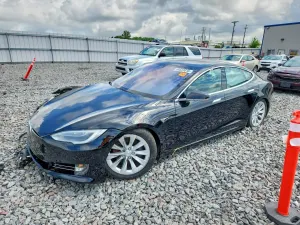 Tesla Model S 2018