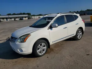 Nissan Rogue 2.5L 4 2012