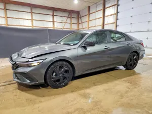 Hyundai Elantra 2.0L 4 2026