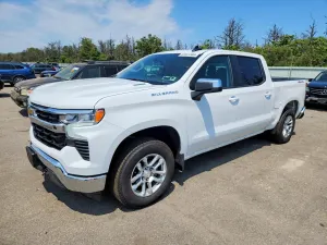 Chevrolet Silverado 1500 2.7L 4 2026