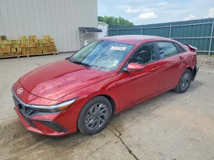 Hyundai Elantra 2.0L 4 2024