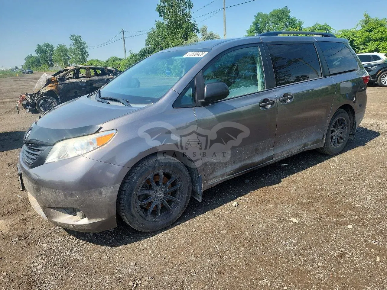 Toyota Sienna 3.5L 6 2015