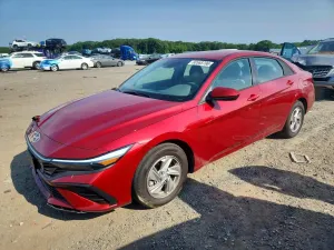 Hyundai Elantra 2.0L 4 2025
