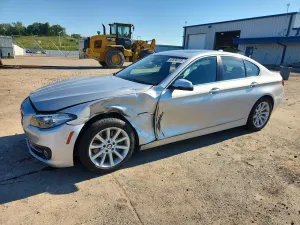 BMW 5 Series 3.0L 6 2015