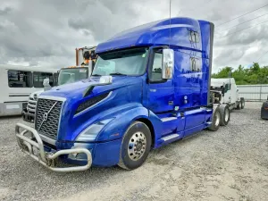 Volvo VN 12.8L 6 2020
