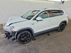 Volkswagen Taos 1.5L 4 2024