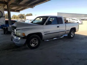 Dodge RAM 5.9L 8 1999