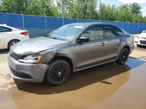 Volkswagen Jetta 2.0L 4 2013