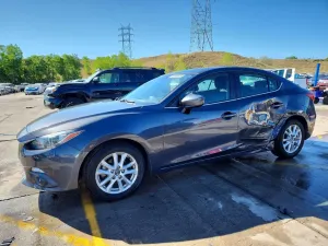Mazda 3 2.0L 4 2015