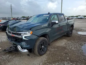 Chevrolet Silverado 1500 5.3L 8 2025