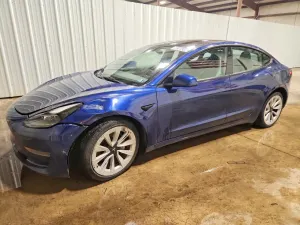 Tesla Model 3 2022
