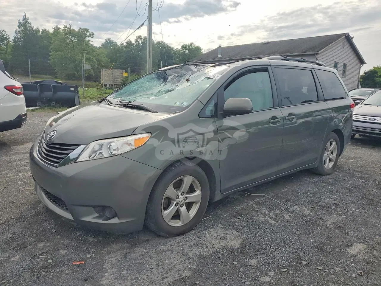 Toyota Sienna 3.5L 6 2013